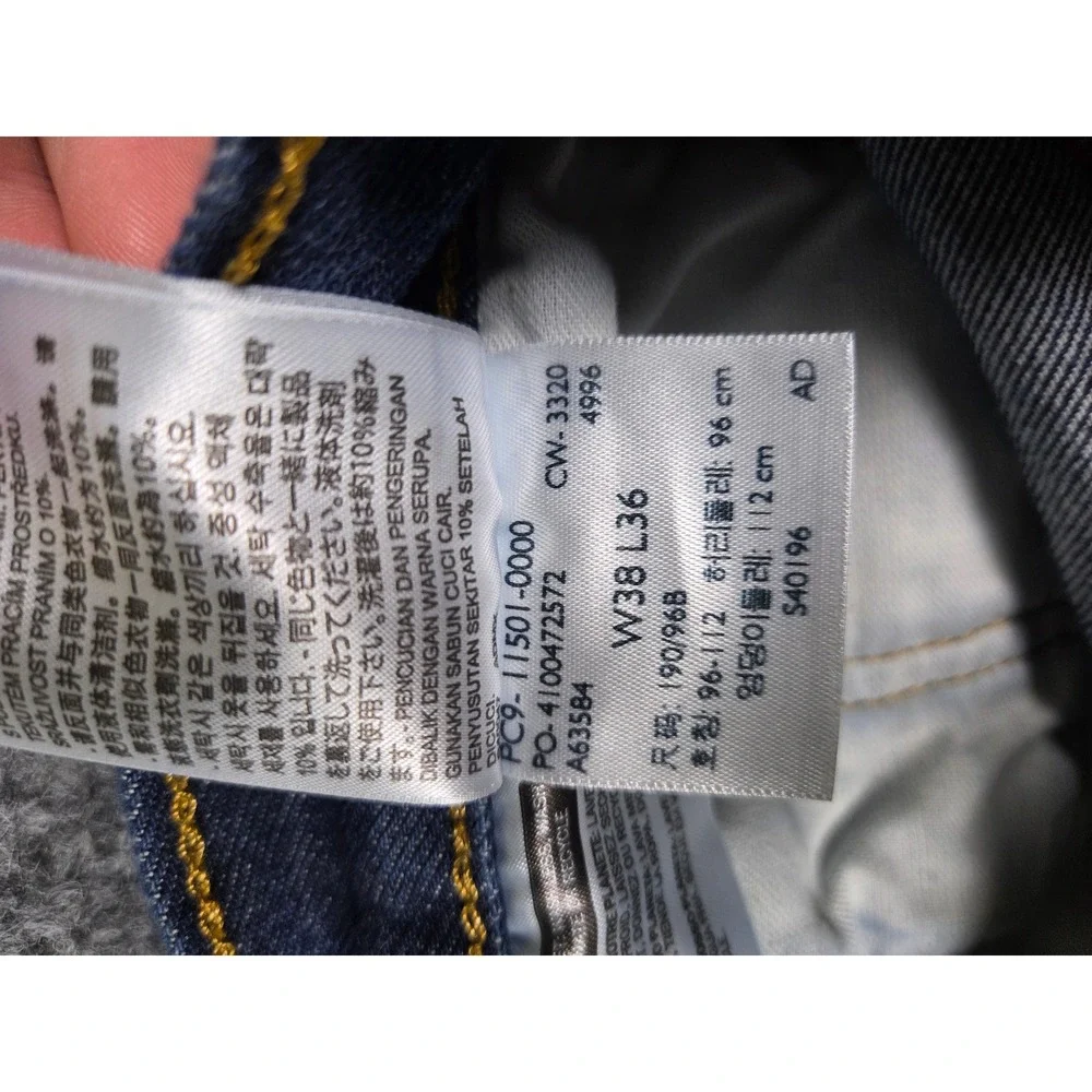 Levi's 501 Original Fit Jeans Mens 38x36 Blue Dark Wash Button Fly Denim 117-1
